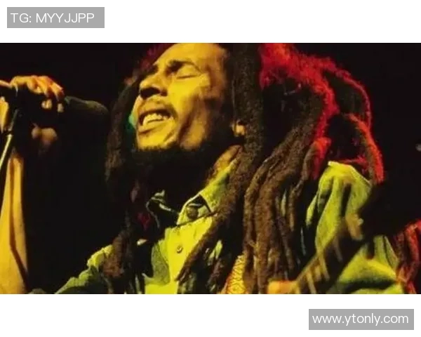 以足球明星为榜样的人物称号探讨及其对社会文化的深远影响