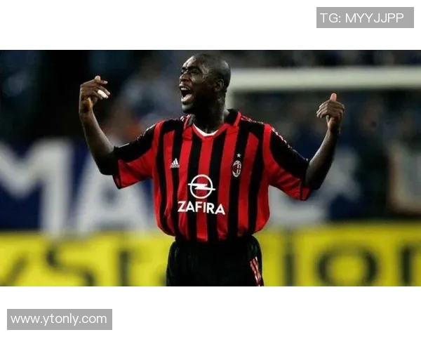 足球巨星璀璨星光汇聚足球世界传奇人物全解析与精彩瞬间回顾 足球巨星璀璨星光汇聚足球世界传奇人物全解析与精彩瞬间回顾