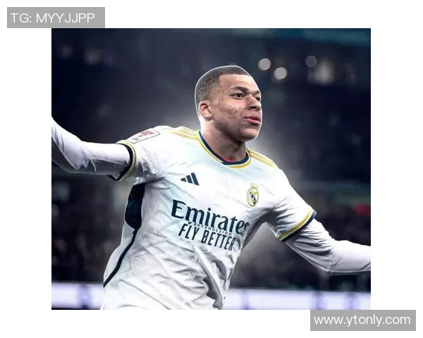 足球球星童年照大比拼 哪位球员小时候更具魅力